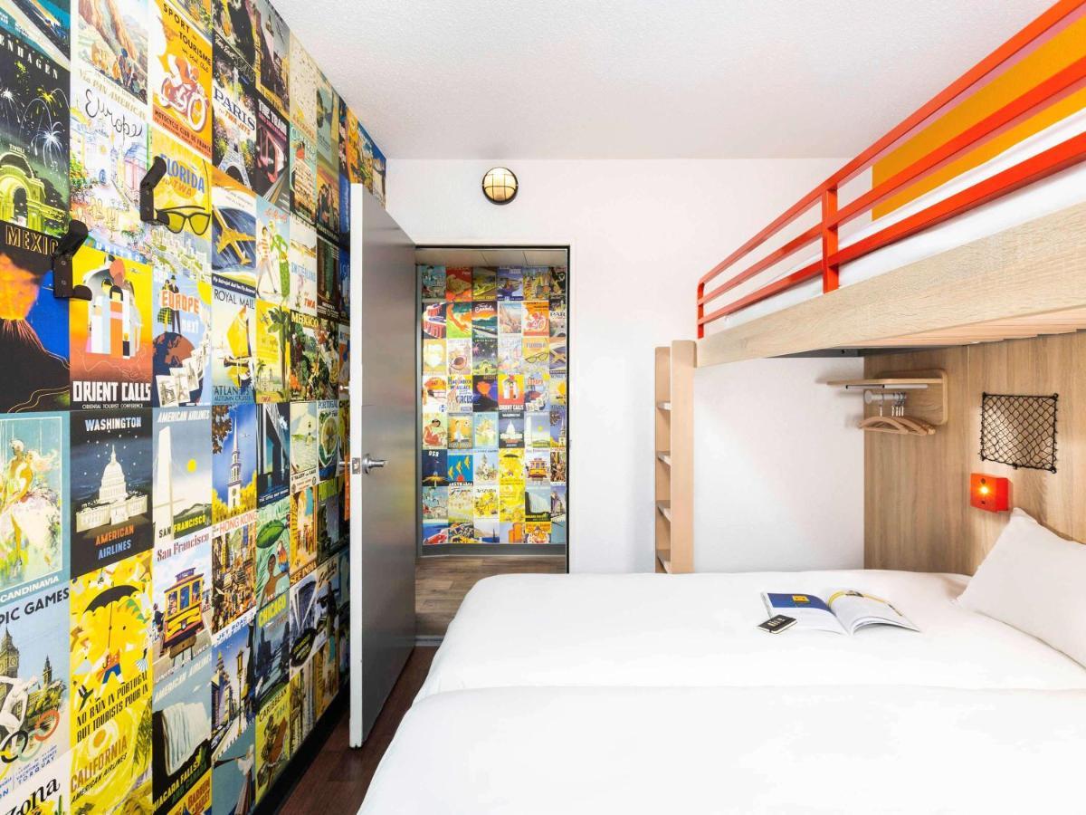 Hotelf1 Cholet Bagian luar foto